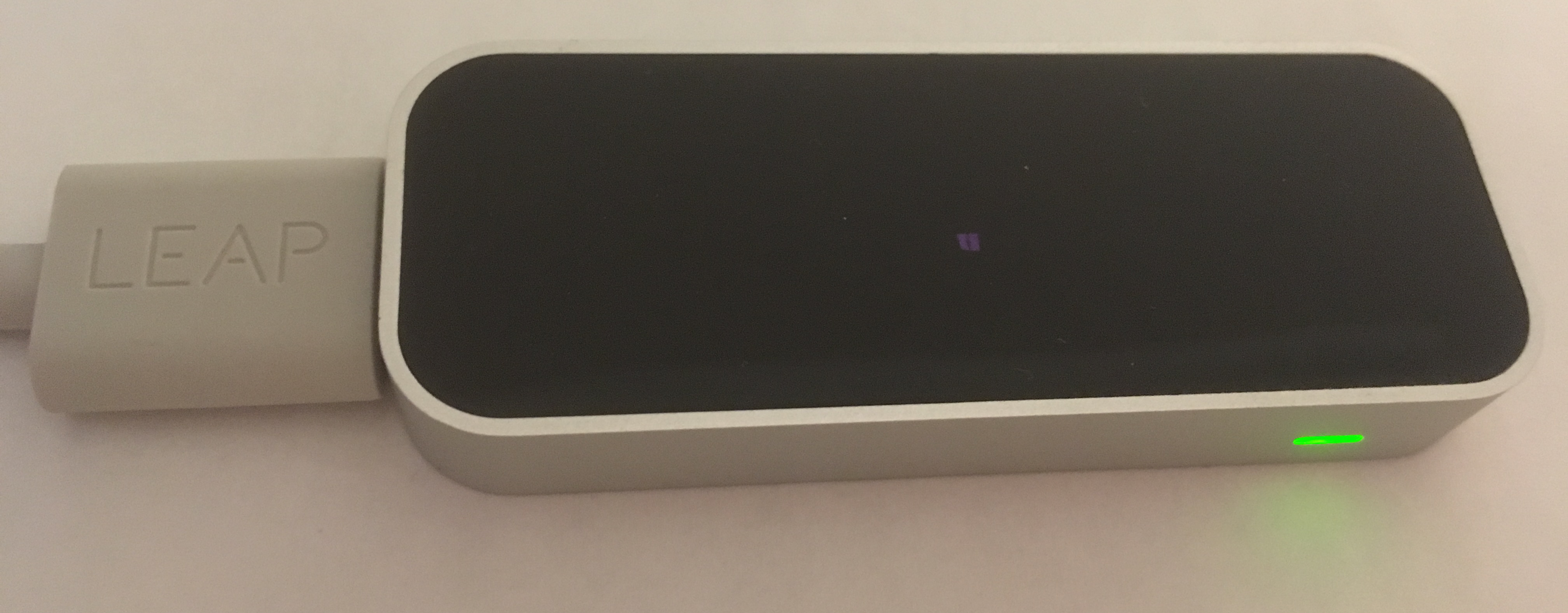 img of ✝LeapMotionで、厨二病っぽくEC2の起動召喚を行う✝